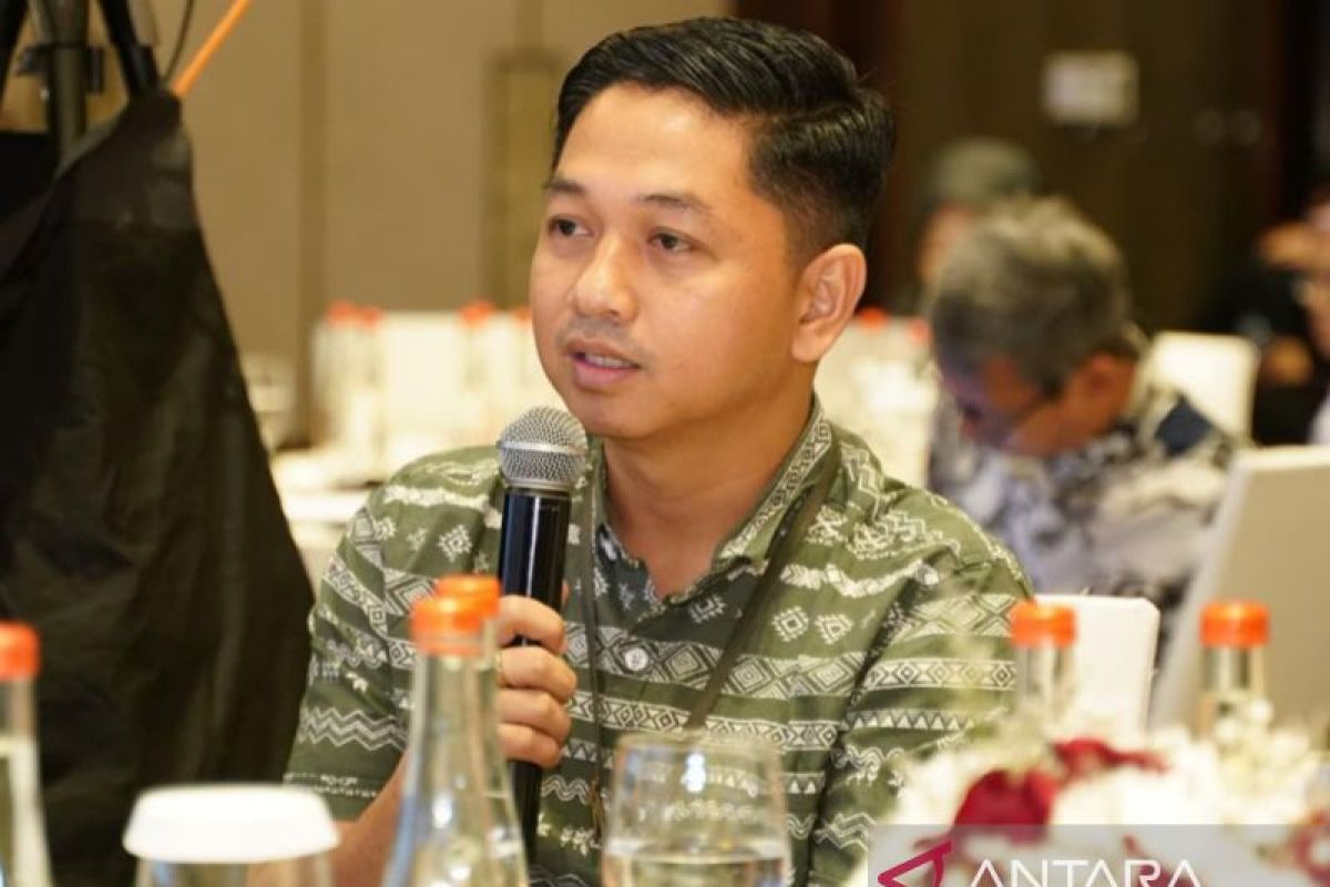 Etika Kritik di Sumatera Barat Mulai Tergerus; Dari Musyawarah ke Serangan Personal di Ruang Digital