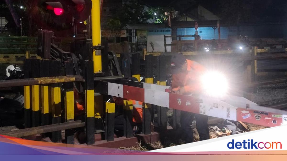 Pemotor di Sleman Ngamuk Rusak Palang Pintu Perlintasan KA Banyumeneng, Sempat Tantang Petugas