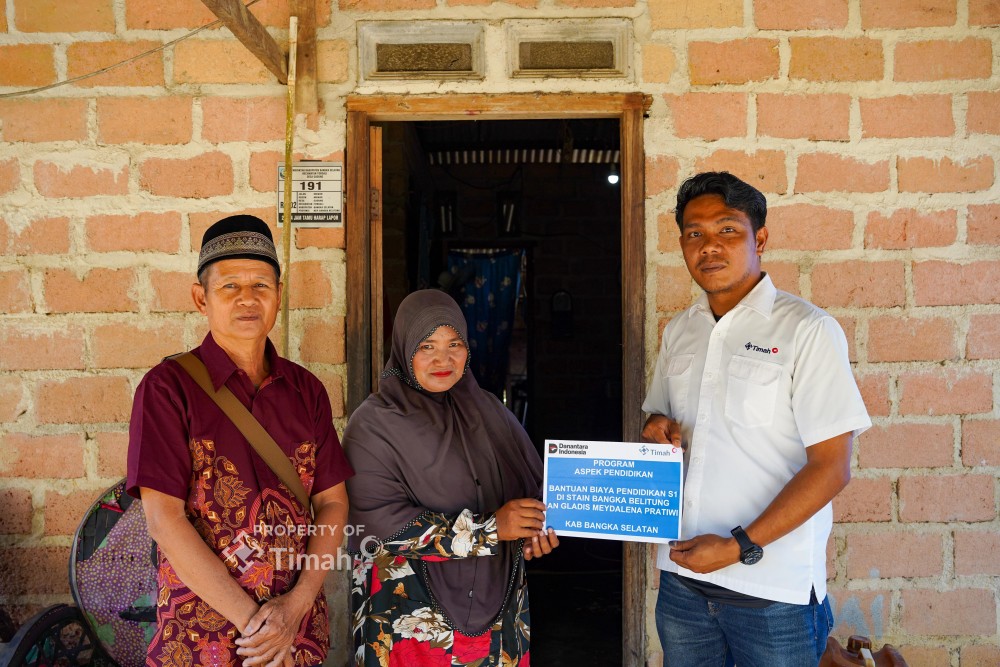 Mahasiswi di Bangka Selatan Nyaris Putus Kuliah karena Biaya, PT TIMAH Beri Bantuan Pendidikan