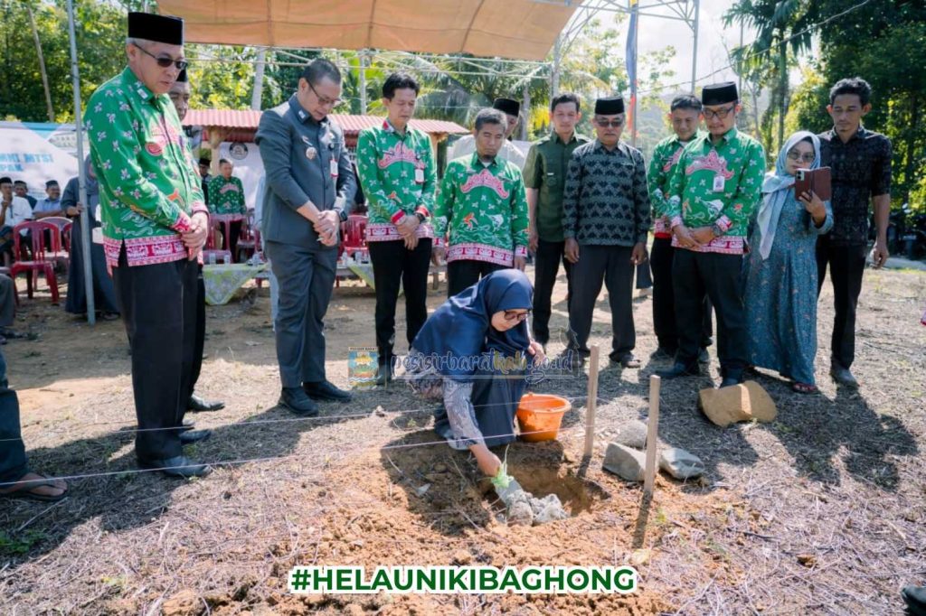 Bangun Generasi Berakhlak Mulia, Pemkab Pesisir Barat Groundbreaking Ponpes Fawwaz di Pekon Kota Karang