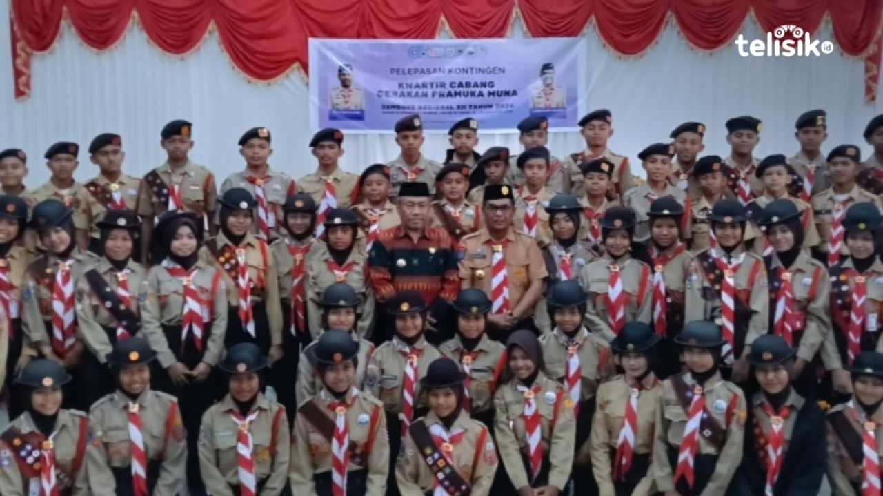 Bupati Muna Wajibkan Seluruh Sekolah Hidupkan Kembali Pramuka, 86 Peserta Dilepas ke Jambore Nasional 2026