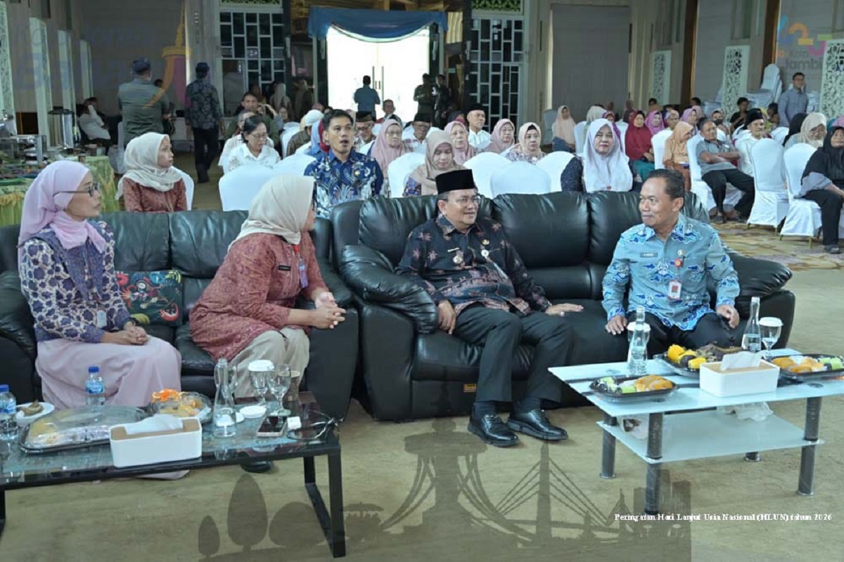 Pemkot Jambi Salurkan 71 Alat Bantu Jalan dan Bansos ke 6.080 Lansia saat Peringatan HLUN 2026