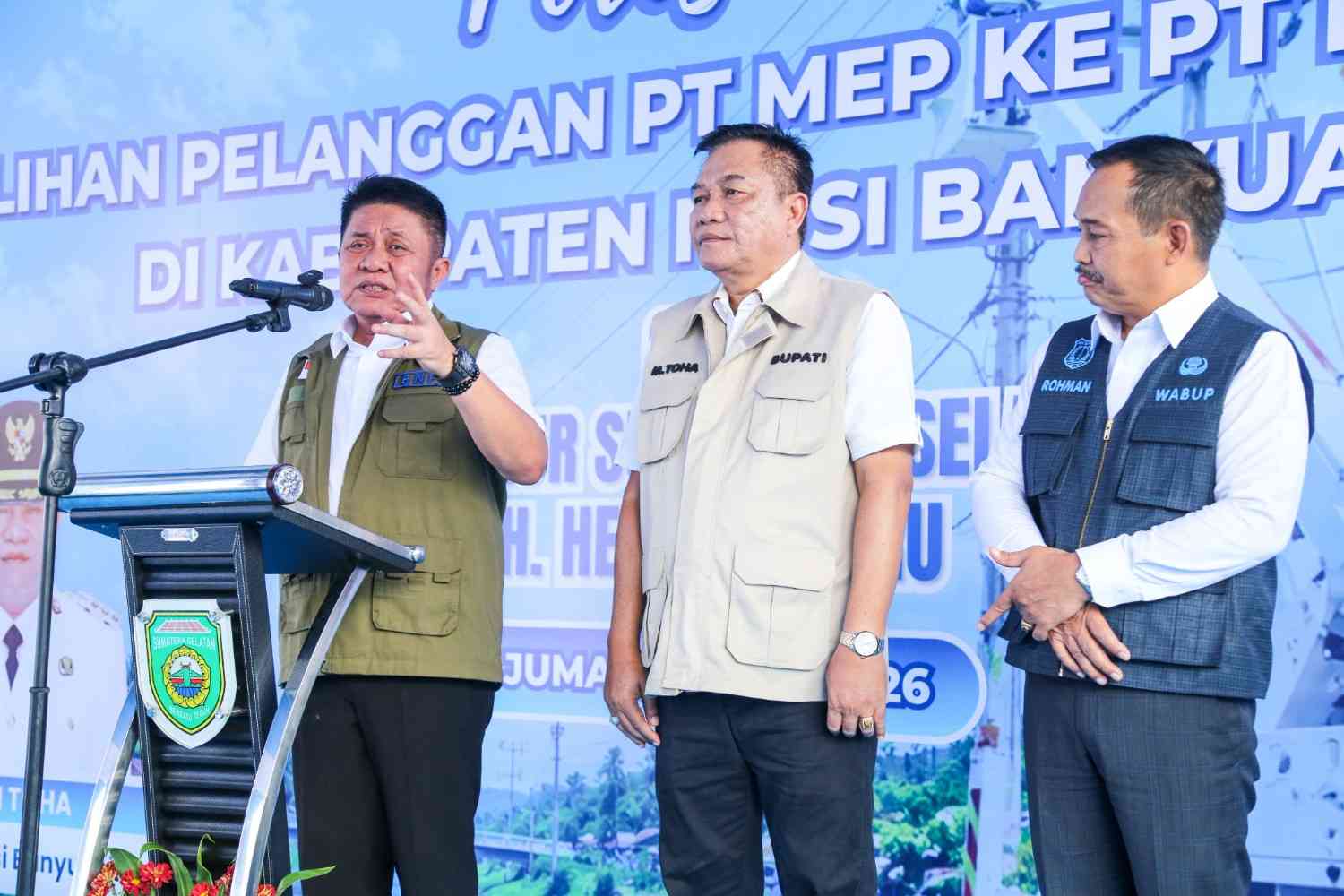 57 Ribu Pelanggan MEP di Musi Banyuasin Resmi Beralih ke PLN, Gubernur Herman Deru Resmikan Langsung di Plakat Tinggi