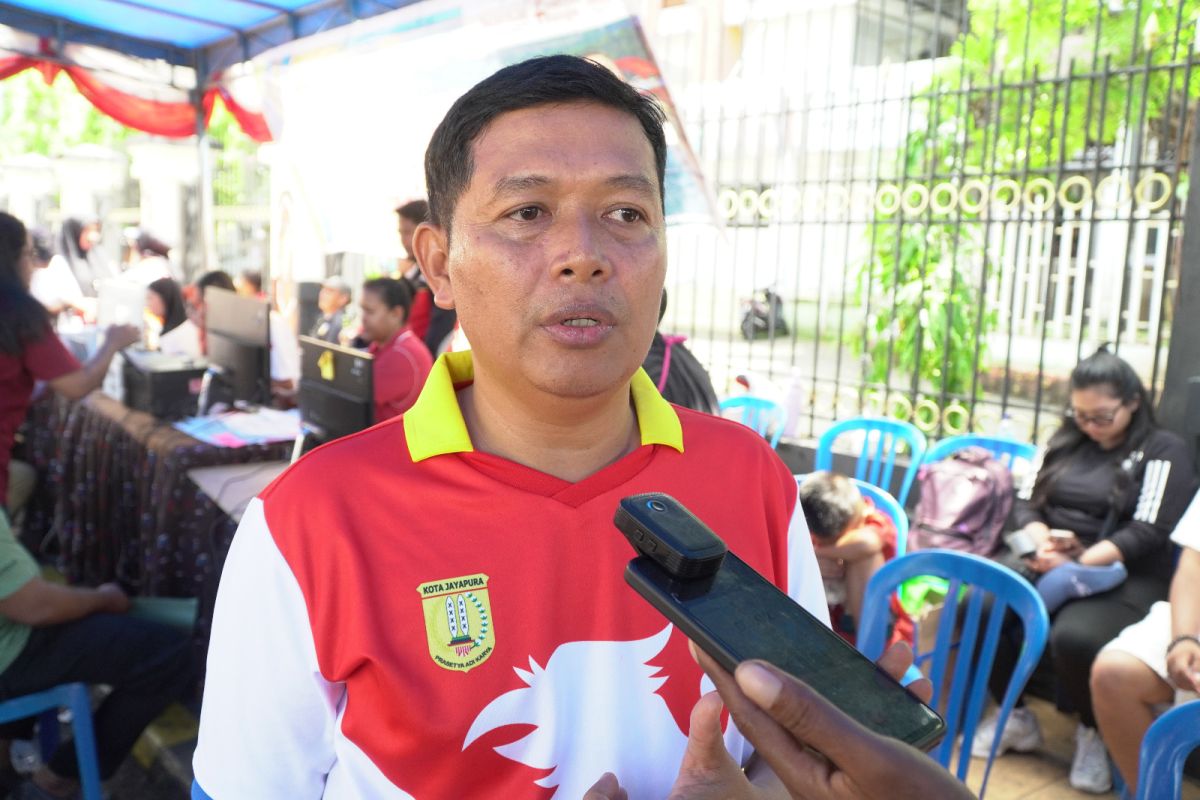 Dukcapil Kota Jayapura Jemput Bola Layani Adminduk ke Kelurahan, Target 100 Nomor Antrean Per Hari