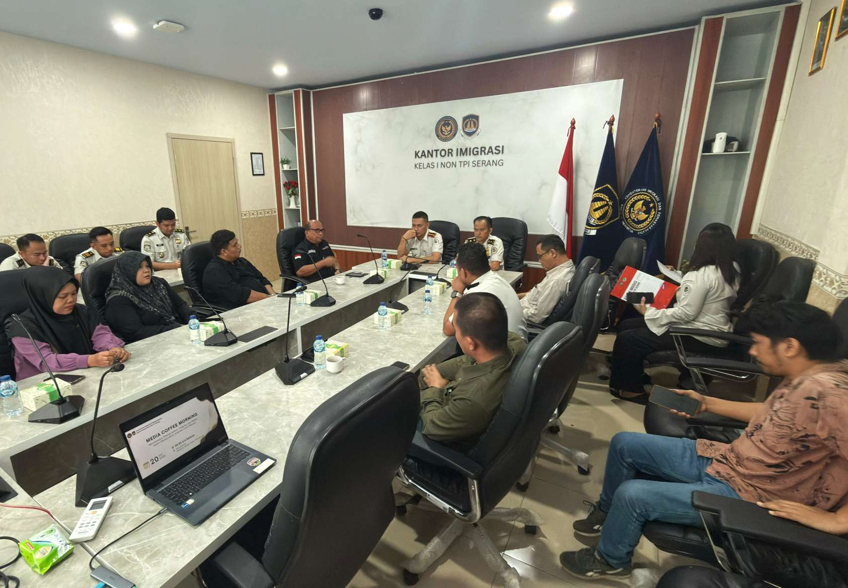 Kantor Imigrasi Serang Gelar Media Coffee Morning, Wartawan Minta Klarifikasi Isu di Medsos Dipercepat