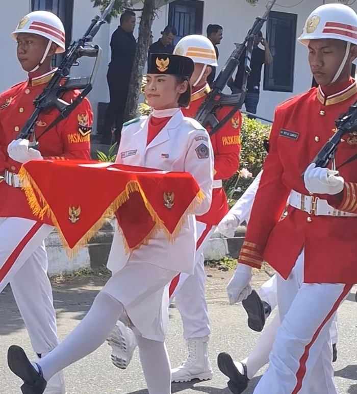 3 Petugas Paskibraka Bitung Tampil di Upacara HUT RI ke-81, Ini Sosok Pembawa Baki Bendera dari SMAN 1
