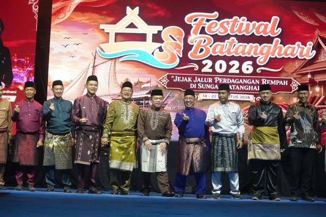 Festival Batanghari 2026 Resmi Dibuka, Jambi Targetkan Muaro Jambi Jadi Warisan Dunia UNESCO