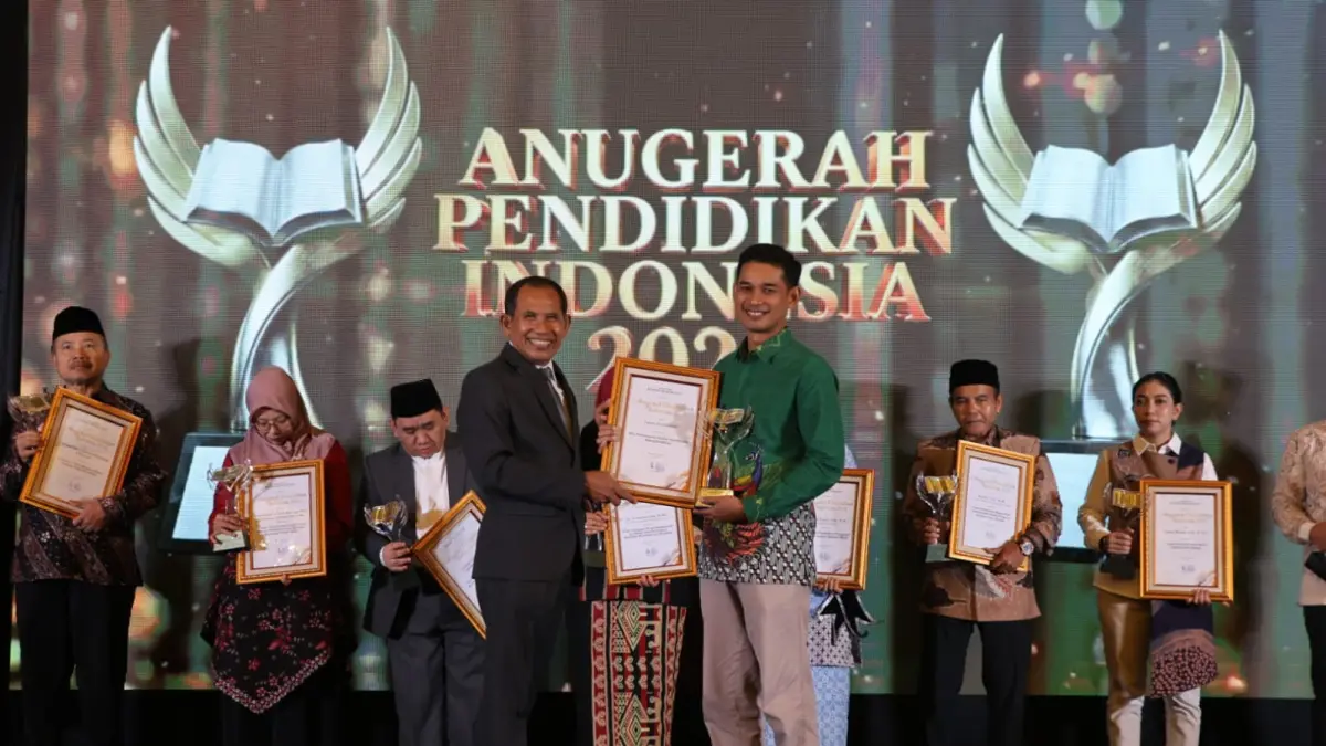 Tanoto Foundation Raih Anugerah Pendidikan Indonesia 2026 dari Jawa Pos Radar Semarang, Apresiasi untuk Komitmen Ekosistem Pendidikan
