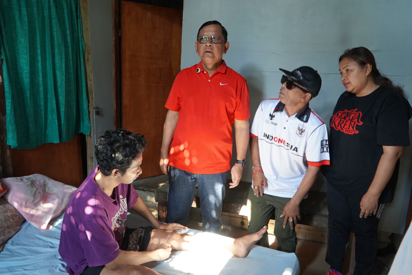 Bupati Buleleng Sutjidra Serahkan Rehab Rumah Layak Huni untuk Warga Banjar Tegal, Hasil Sinergi dengan Undiksha