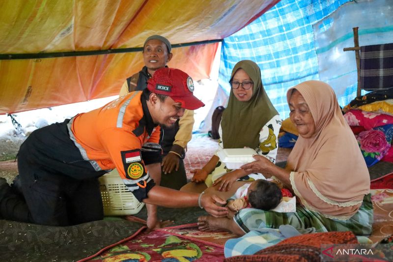 Baznas RI Salurkan 1.900 Porsi Makanan untuk Penyintas Gempa Manggarai Timur, Dapur Umum dan Layanan Kesehatan Disiagakan