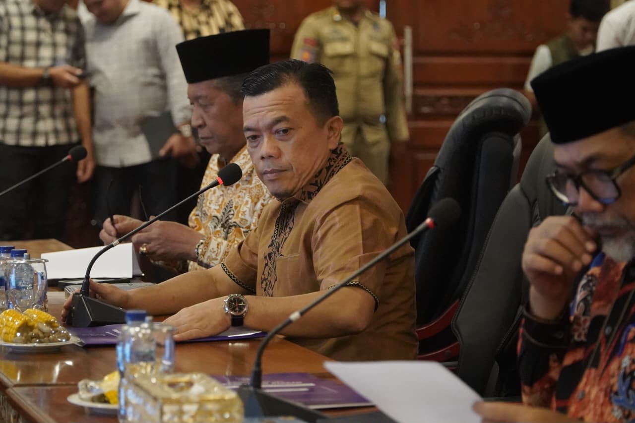 Gubernur Jambi Al Haris Dukung Penambahan 70.000 Polhut, Minta Kewenangan Daerah Dikembalikan