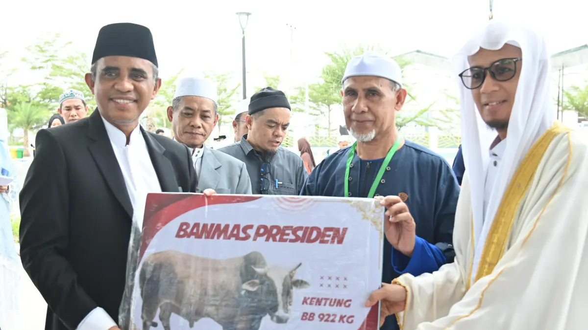 Gubernur Sulteng Anwar Hafid Salurkan 127 Hewan Kurban ke Sejumlah Daerah, Idul Adha Jadi Momentum Kebersamaan