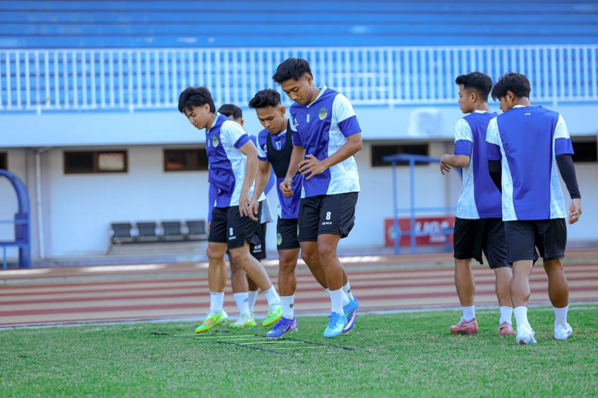 PSIM Jogja Pertahankan Bek Argentina Franco Ramos untuk Musim Depan, Nasib Striker Haljeta Masih Dievaluasi