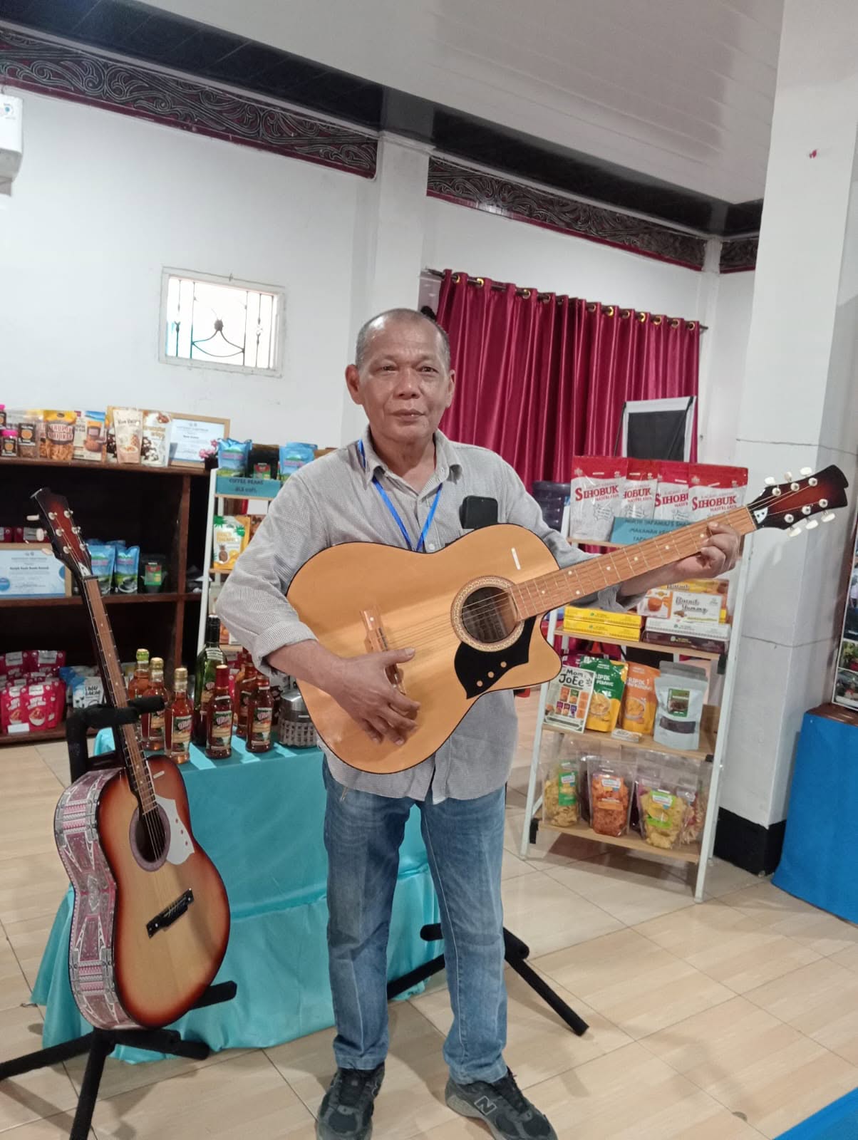 Gitar Sipoholon Khas Tapanuli Utara Kini Dipasarkan ke Seluruh Indonesia, Harga Mulai Rp1,2 Juta