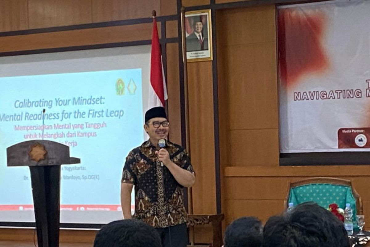 Wali Kota Yogyakarta Hasto Wardoyo Dorong Generasi Muda Seimbangkan Soft Skill dan Hard Skill Demi Saingan Kerja