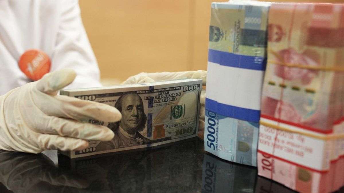 Rupiah Menguat ke Rp17.865 per Dolar AS, Analis Peringatkan Risiko Eskalasi Timur Tengah