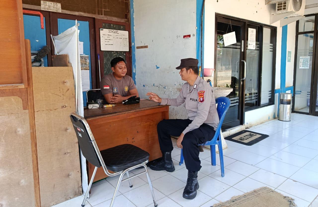 Polsek Seruyan Hulu Gelar Patroli Dialogis di Desa Tumbang Manjul, Perkuat Sinergi dengan Warga dan Pam Swakarsa