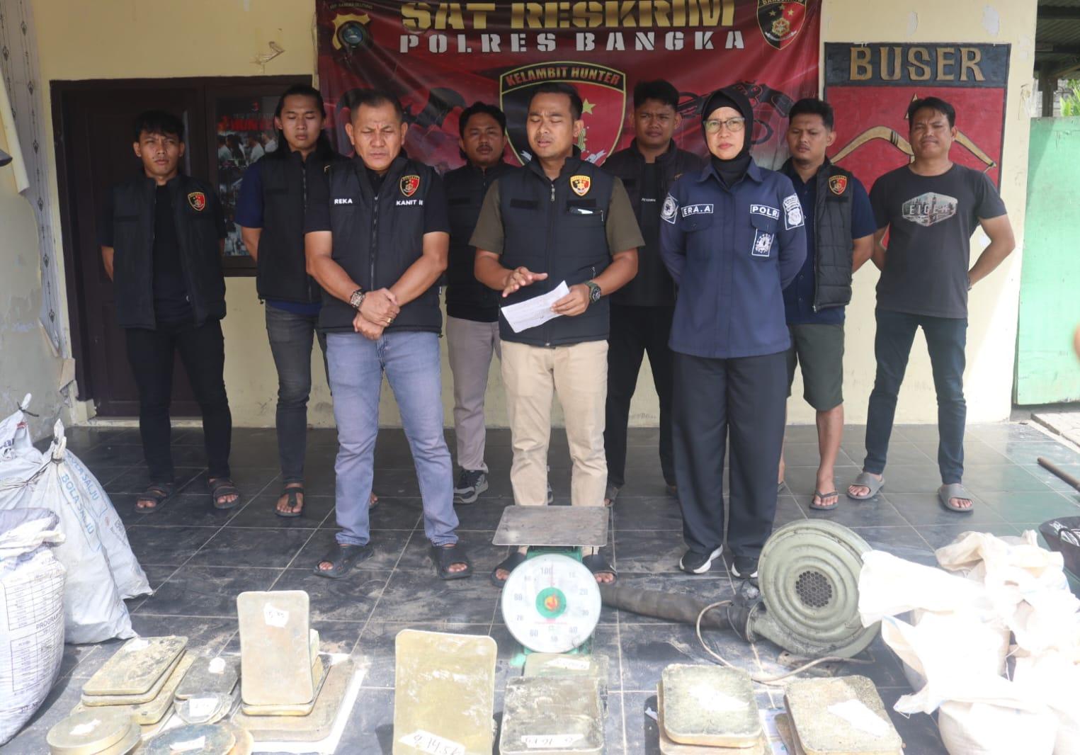 Polres Bangka Gerebek Pabrik Peleburan Timah Ilegal di Sungailiat, 20 Karung Pasir Timah Disita