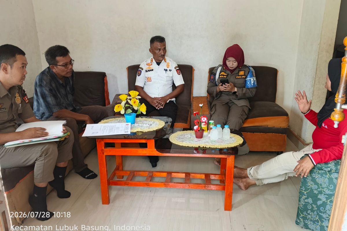 Satpol PP Damkar Agam Beri Surat Teguran ke Tiga Pemilik Rumah Kos di Lubuk Basung, Langgar Perda Nomor 1 Tahun 2020