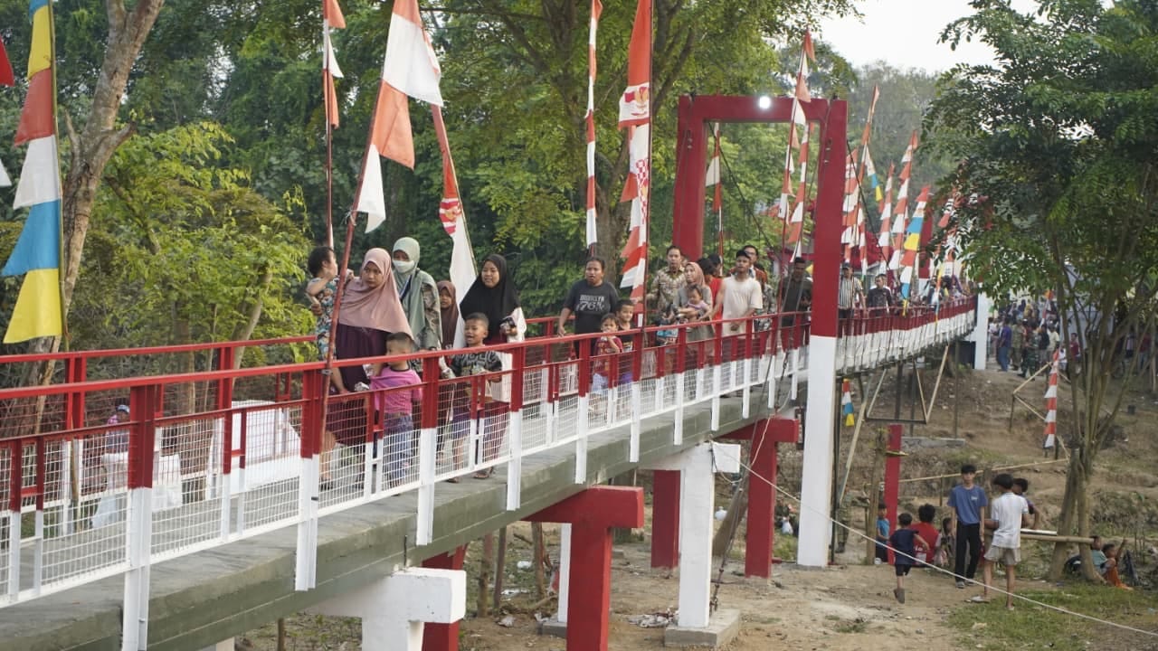 Bupati Tangerang Resmikan Jembatan Garuda Kodim 0510 di Kresek, Akses Warga ke Sekolah dan Pasar Kini Tak Lagi Memutar