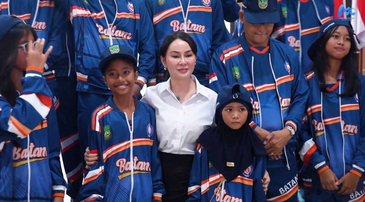 Wakil Wali Kota Batam Li Claudia Janjikan Bonus Tambahan untuk Atlet, Kontingen Ditargetkan Pertahankan Juara Umum POPDA Kepri 2026