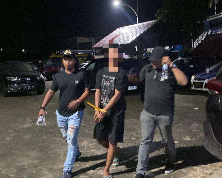Satreskrim Polresta Tanjungpinang Ringkus Pembobol Rumah di Citra Pelita 11, Satu Unit iPhone 15 Disita