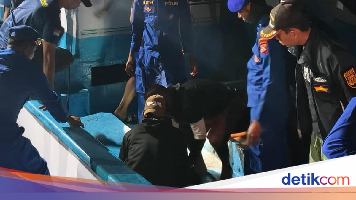 ABK KM Nurul Hikmah 02 Ditemukan Tewas setelah Jatuh ke Laut di Pelabuhan Larantuka, Flores Timur