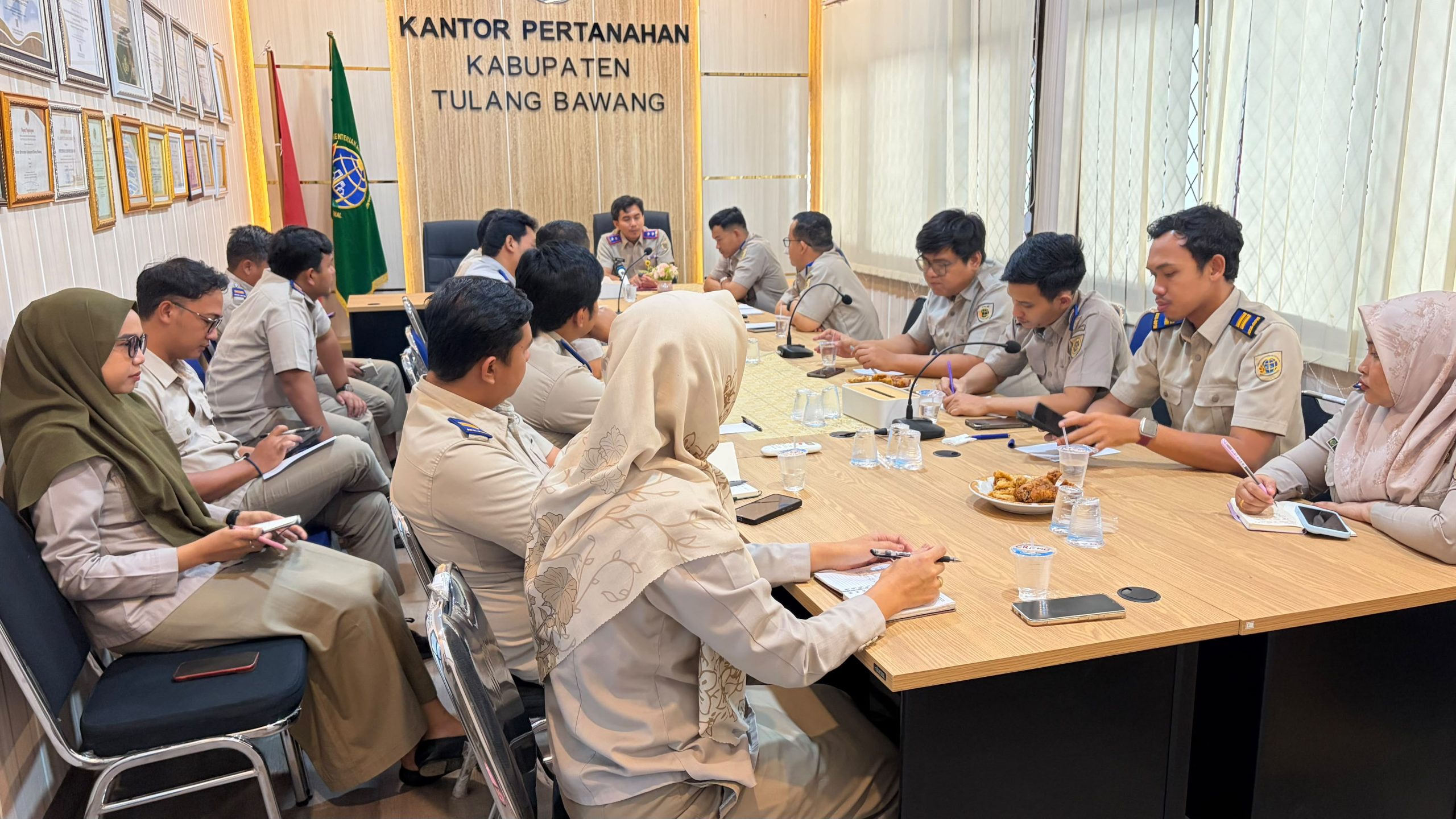 Kantah Tulang Bawang Evaluasi Kinerja Pelayanan Pertanahan, Target Percepatan dan Profesionalisme Dikejar
