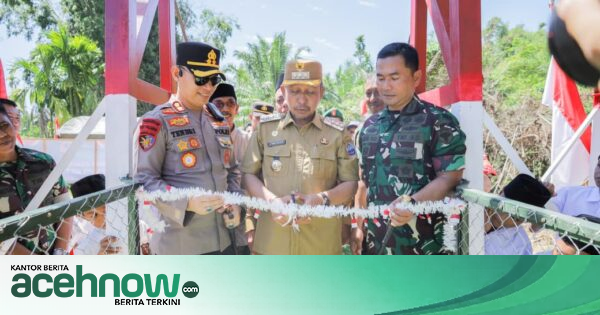 Bupati Pidie Jaya Syibral Malasyi dan Dandim 0102/Pidie Resmikan Jembatan Perintis Garuda, Hubungkan Bandar Dua-Ulim