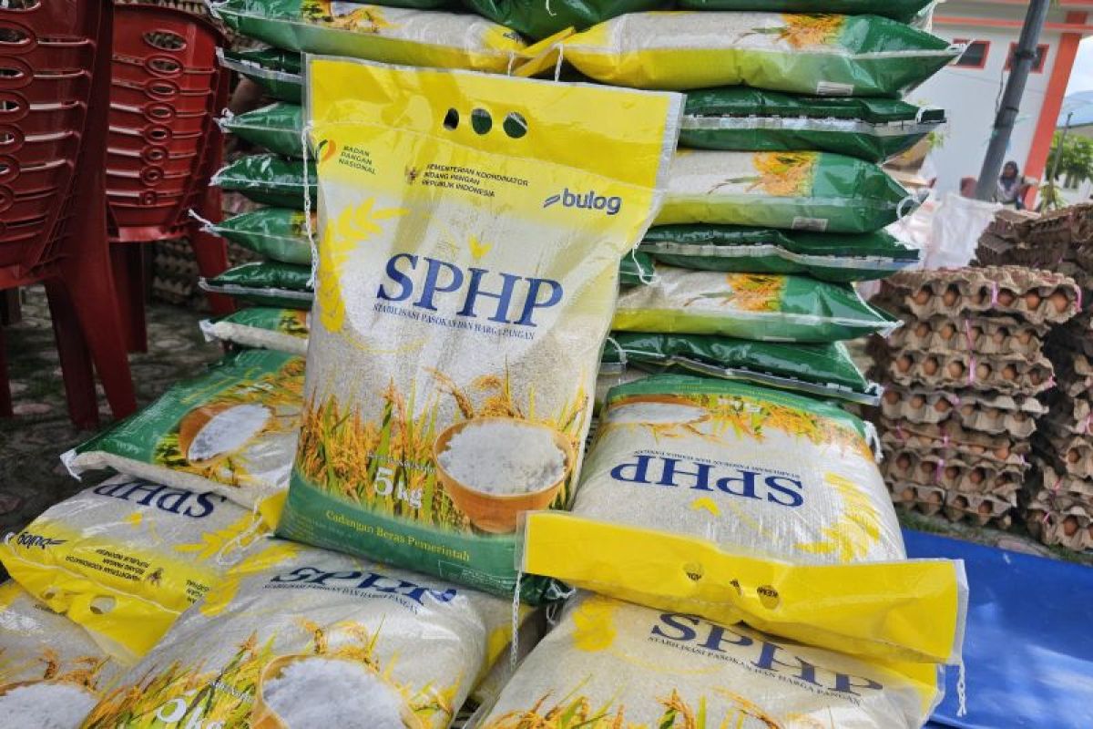 Bulog Natuna Gandeng 61 Pedagang RPK Jaga Stabilitas Harga Beras, HET Rp13.100 per Kilogram