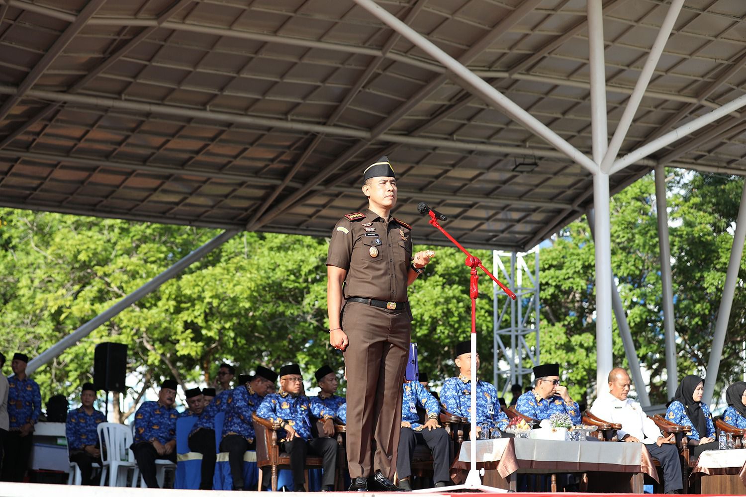 Kajari Batam Jadi Inspektur Upacara 17 Hari Bulan di Engku Putri, Ingatkan Jaga Integritas dan Lingkungan