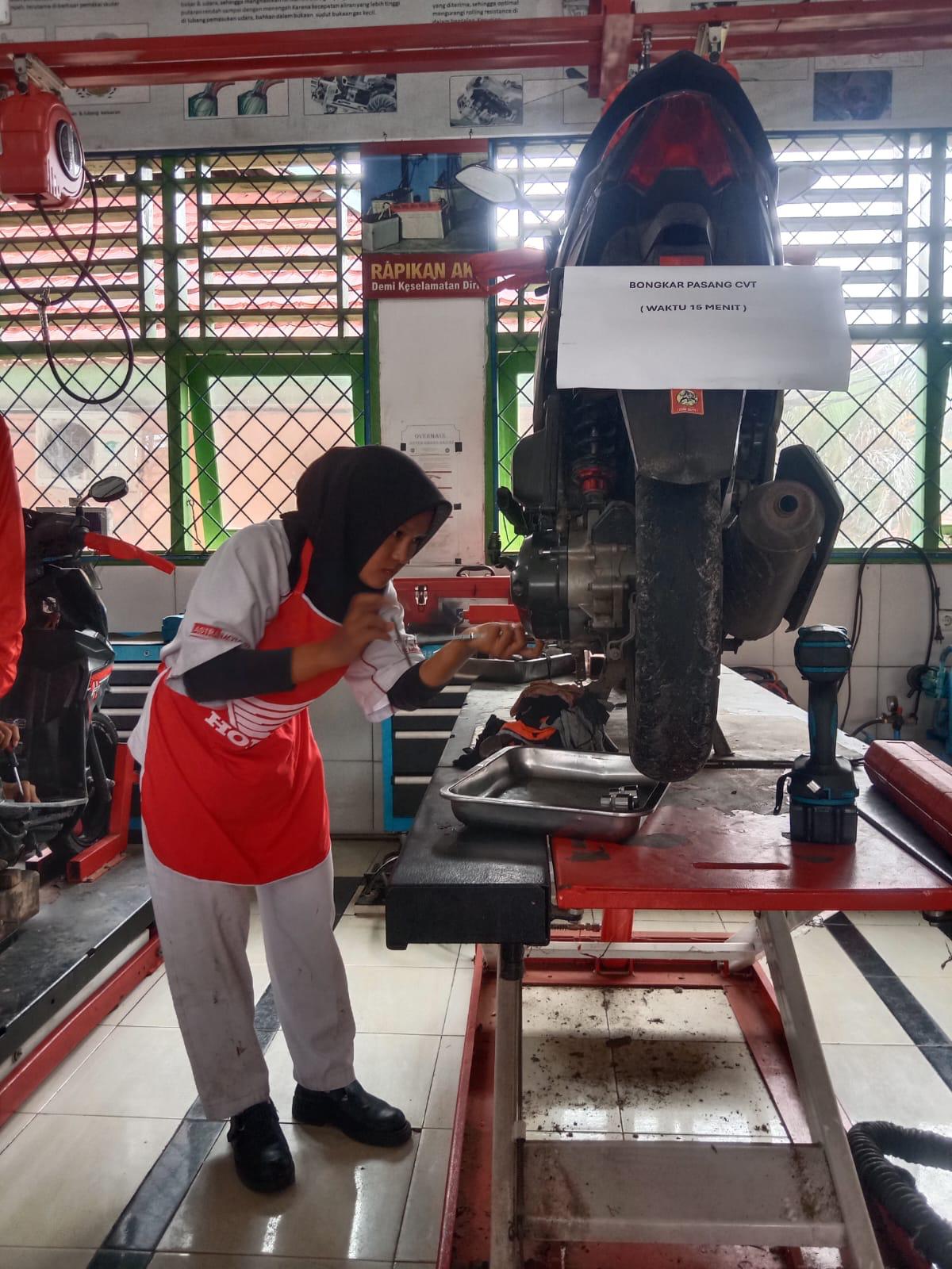 12 SMK di Bengkulu Kini Terapkan Kurikulum Bengkel Resmi Honda, Lulusan Langsung Siap Kerja