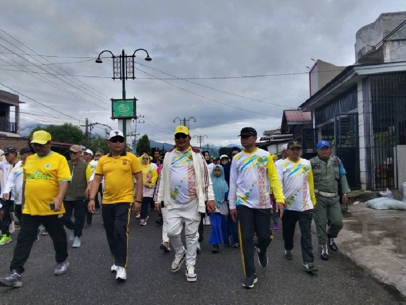 20 Ribu Warga Padati Jalan Santai Hari Jadi ke-52 Aceh Tenggara, Bupati Salim Fakhry Siapkan Enam Sepeda Motor sebagai Hadiah Utama