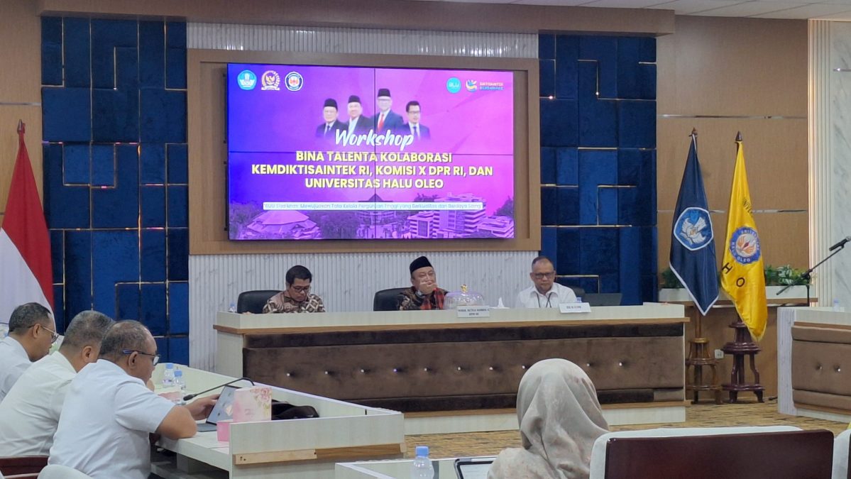 Plt Rektor UHO Sebut RUU Sisdiknas Momentum Perkuat Tata Kelola Kampus, Workshop Digelar di Kendari