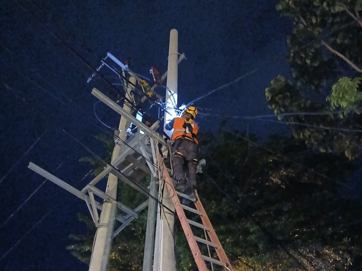 PLN Pulihkan Total Listrik di Aceh, 1,87 Juta Pelanggan Kembali Menyala Usai Gangguan