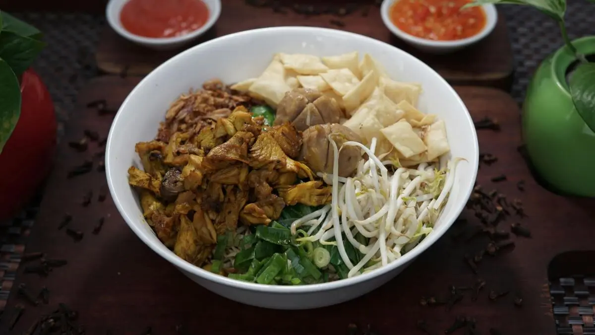 5 Mie Ayam Terenak di Bekasi Porsi Melimpah, dari Gaya Gondangdia hingga Ceker Pedas Gila