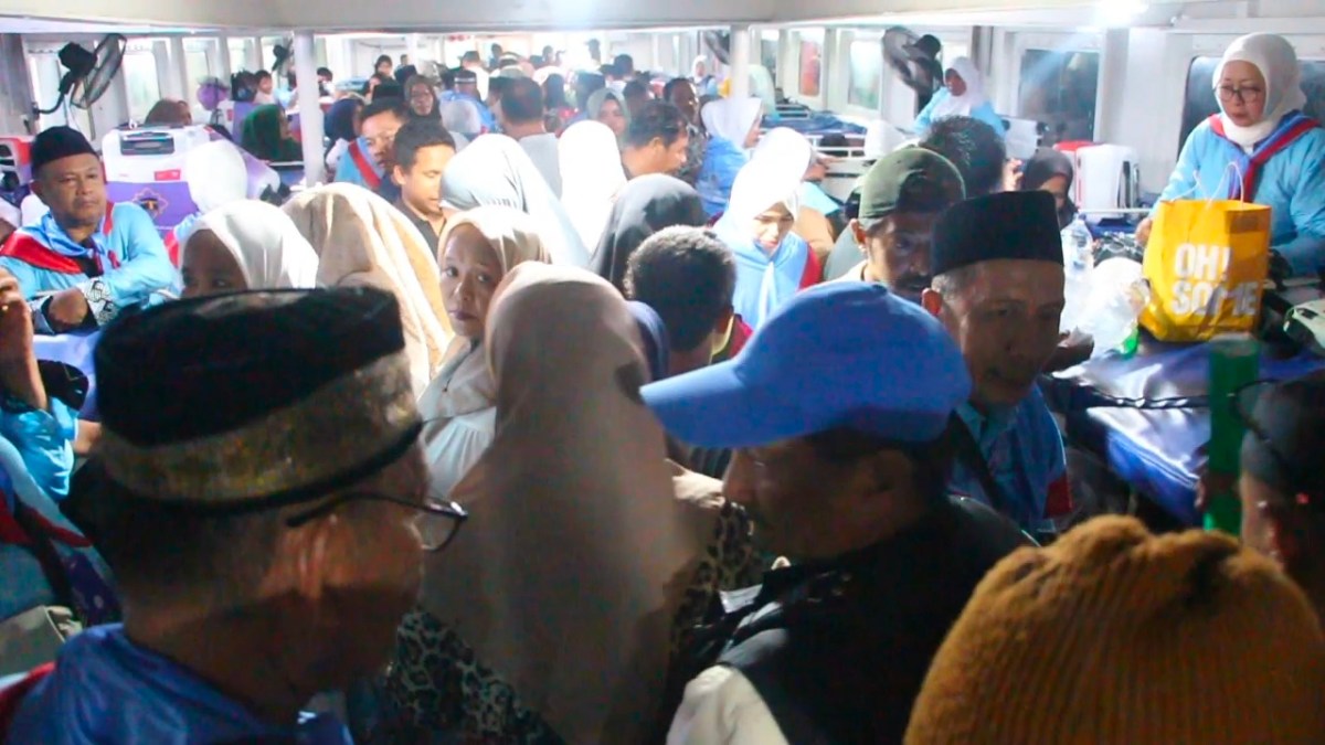 64 Jemaah Haji Wakatobi Diberangkatkan ke Tanah Suci, Bergabung dengan Kloter 39 UPG di Makassar