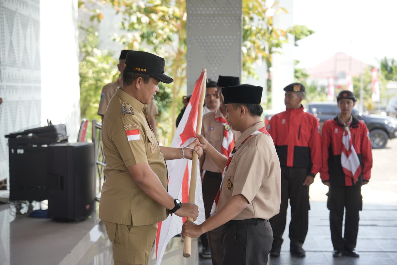 Kontingen Pramuka Morowali Dilepas ke Jambore Nasional XXII 2026, Bupati Iksan Beri Pesan Khusus
