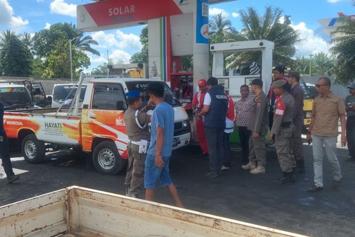 Satgas BBM Pasaman Barat Razia SPBU Secara Rutin, Antrean Kendaraan Masih Terjadi karena Perbedaan Harga