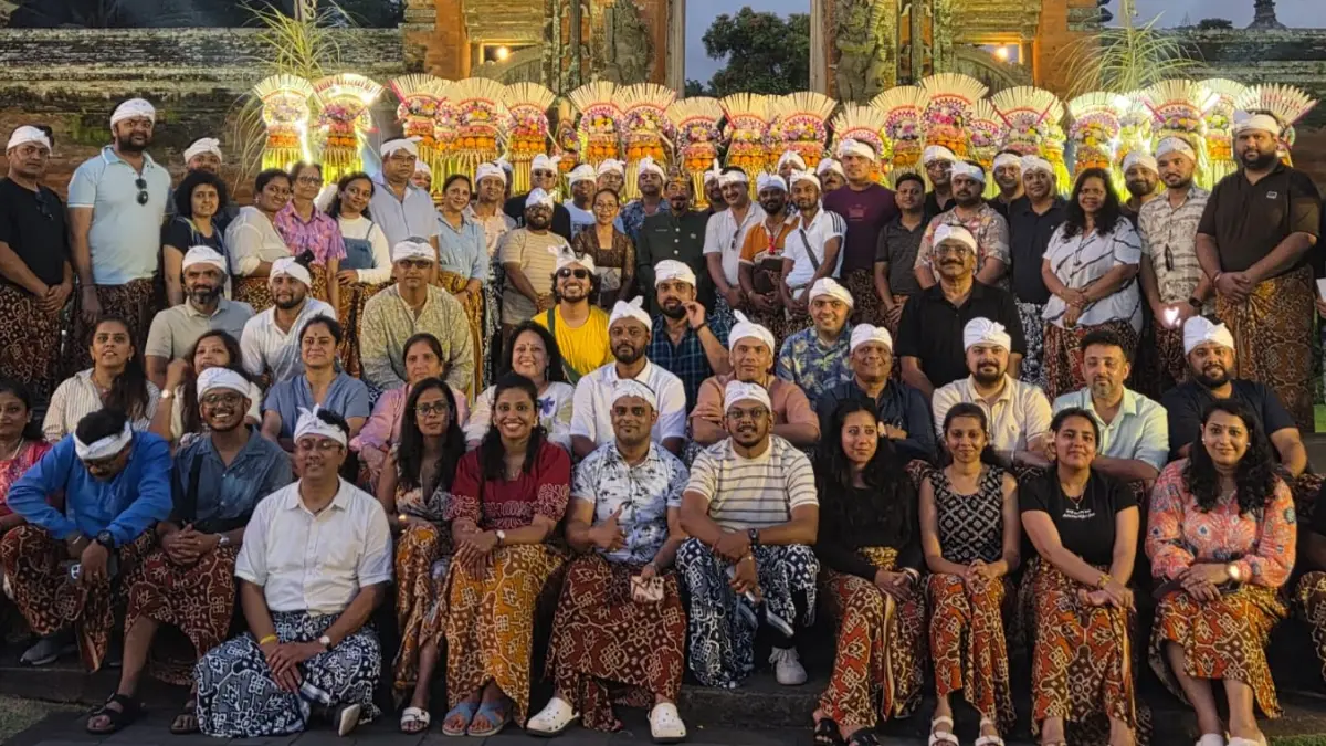Dispar Badung Ubah Strategi Promosi, Boyong Puluhan Agen Perjalanan India ke Pura Taman Ayun