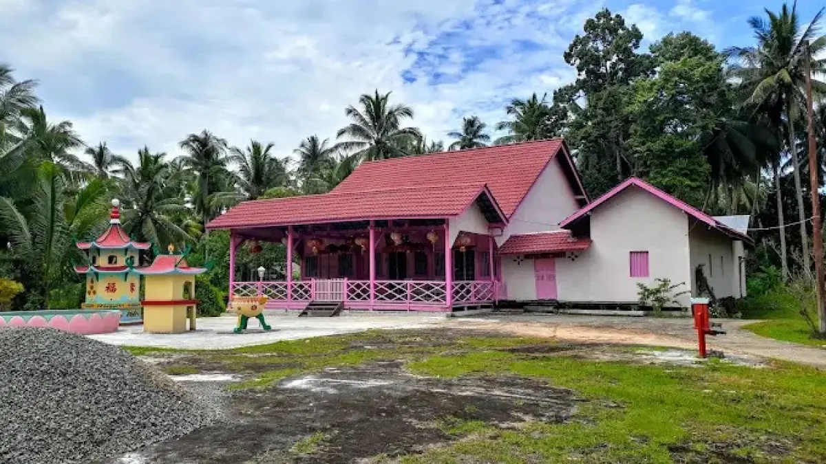 Tokoh Masyarakat Tionghoa Mempawah Tolak Pembongkaran Vihara Tjhie San Thong, Warisan 180 Tahun Terancam Hilang