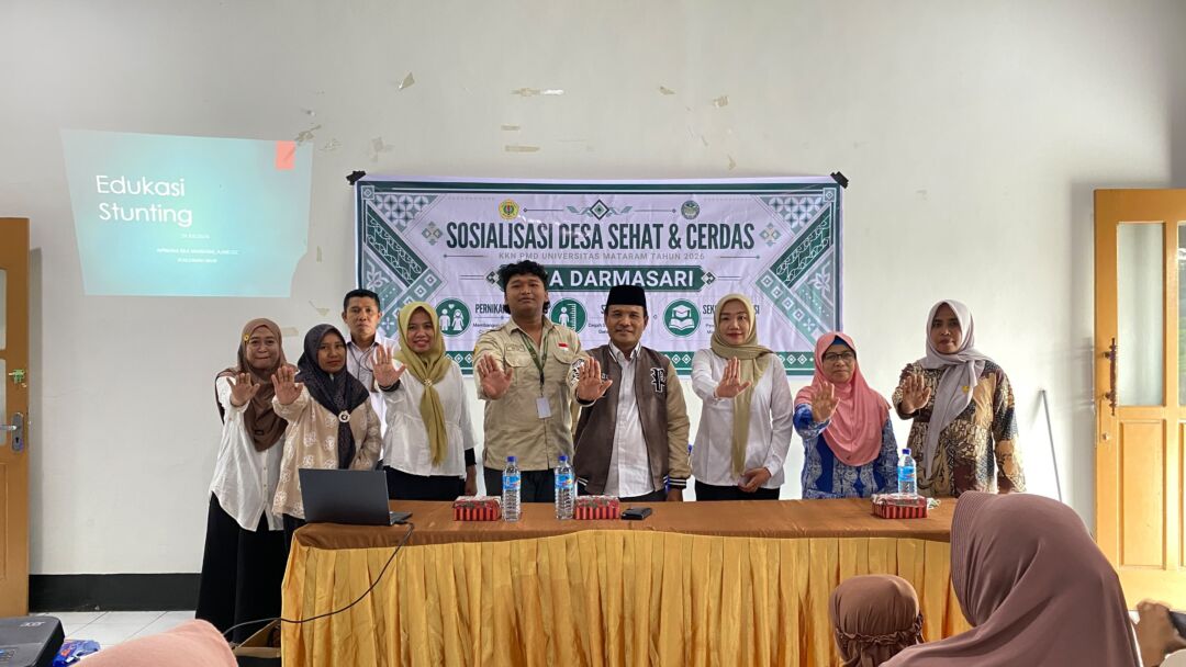 Mahasiswa KKN Unram di Lombok Timur Ajari Warga Darmasari Olah Ikan Kembung Jadi Nugget untuk Cegah Stunting