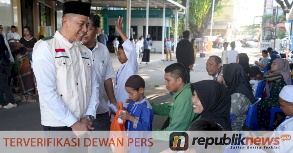 YBM PLN UID Sulselrabar Khitan 1.000 Anak dan Berbagi Kado Sekolah di 10 UP3, Rayakan Muharram 1448 H