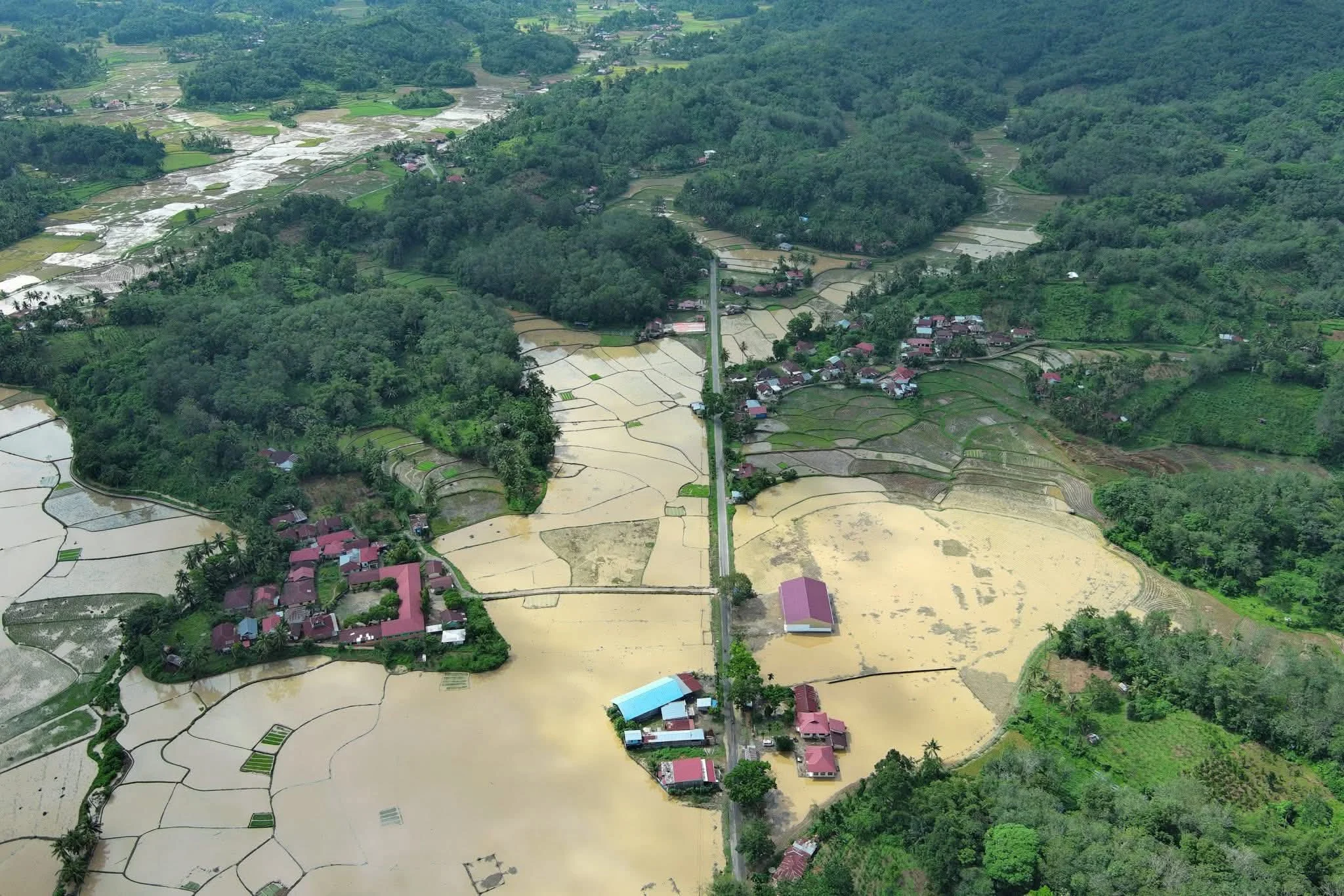 4 Nagari di Tanah Datar Dihantam Banjir dan Longsor, 60 Jiwa Terisolasi di Saruaso