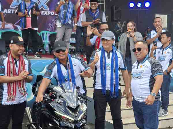 Wakil Ketua DPRD Maluku Johan Lewerissa Buka Ascart Modified Expo 2026, Dorong Modifikasi Kendaraan Bangun Kreativitas Anak Muda