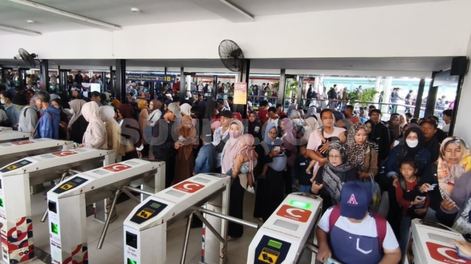Lonjakan Penumpang KRL di Yogyakarta-Solo Capai 30 Persen, Gangguan Listrik Picu Keterlambatan 3 Menit