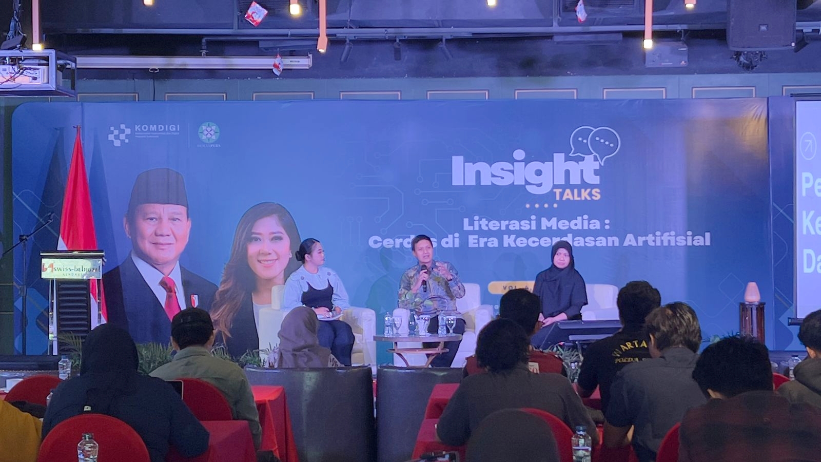 Komdigi Gelar Insight Talk di Kendari, Wartawan Diingatkan AI Tak Bisa Gantikan Nurani Manusia