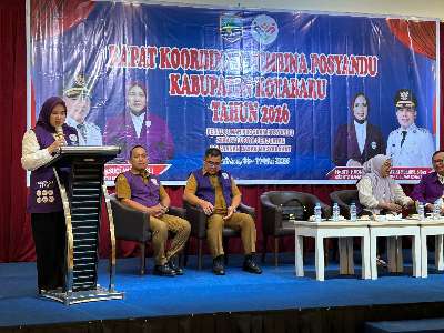 Ketua Tim Pembina Posyandu Kotabaru Suci Anisa Rusli Buka Rakor Posyandu Era Baru, Tekankan Sinergi Lintas Sektor dan Program Terukur
