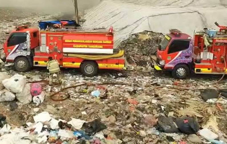 Status Tanggap Darurat TPA Jatiwaringin Dicabut, BPBD Kabupaten Tangerang Siagakan 2 Mobil Damkar hingga Musim Kemarau Berakhir