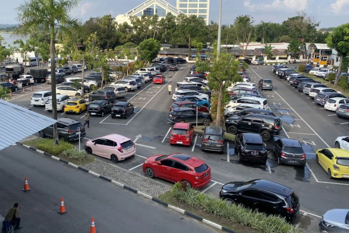 Pemkot Batam Pangkas Tarif Stiker Parkir Berlangganan 50 Persen, Motor Cukup Rp125 Ribu per Tahun